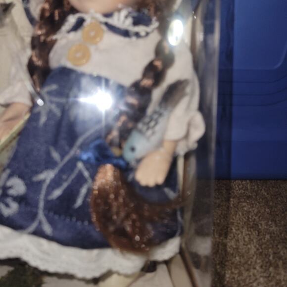 Collector’s Choice Limited Edition Porcelain Doll – Girl with Birds & Birdhouse - Picture 4 of 7